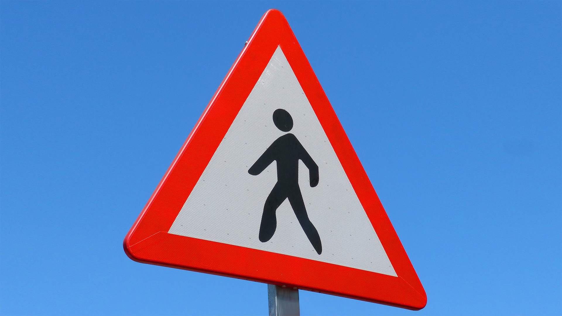 Why drivers must be trained in pedestrian safety_Featured blog image