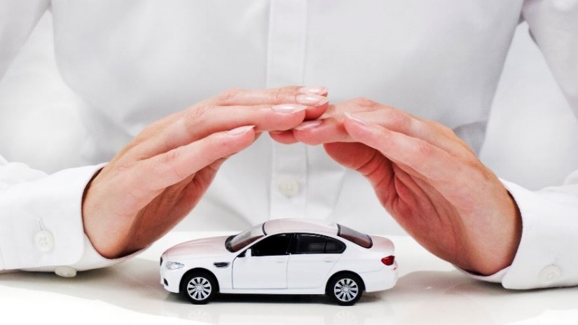 Five questions to ask before deciding on vehicle insurance-035733-edited.jpg